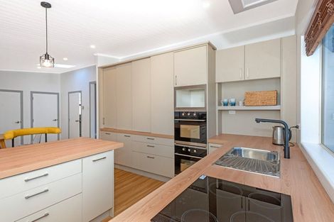 Photo of property in 8 Waverley Street, Elgin, Gisborne, 4010