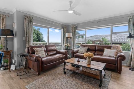 Photo of property in 1 Snapper Street, Baylys Beach, Dargaville, 0377