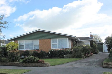 Photo of property in 14 Glenavon Place, Ilam, Christchurch, 8041