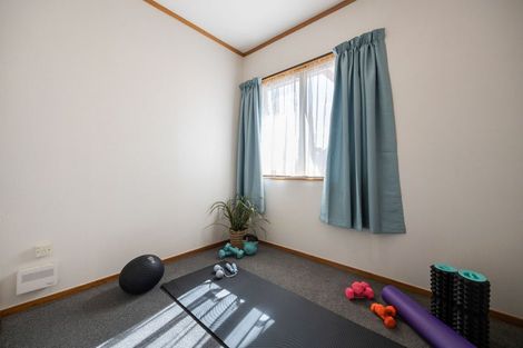 Photo of property in 100 Totara Drive, Pukete, Hamilton, 3200