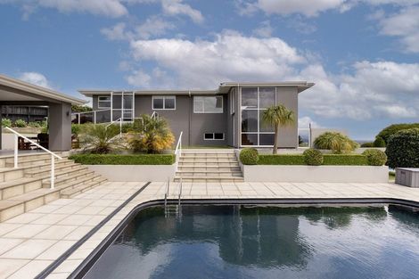 Photo of property in 98 Waikite Road, Welcome Bay, Tauranga, 3175