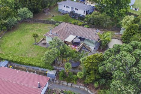 Photo of property in 10 Glenbervie Crescent, Massey, Auckland, 0614