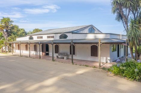 Photo of property in 724 Main North Road, Bay View, Napier, 4182