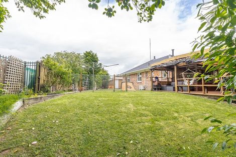 Photo of property in 10 Parkdale Place, Glenview, Hamilton, 3206