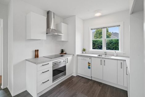 Photo of property in 18 Shands Road, Hornby, Christchurch, 8042