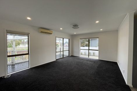 Photo of property in 3 Duckworth Road, Papakura, 2110