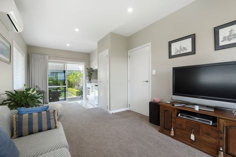 Photo of property in 5 Edgecumbe Road, Tauranga, 3110