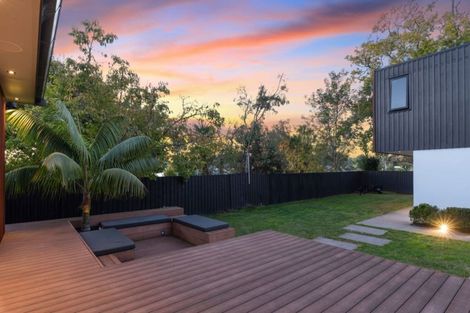 Photo of property in 98 Ferry Parade, Herald Island, Auckland, 0618