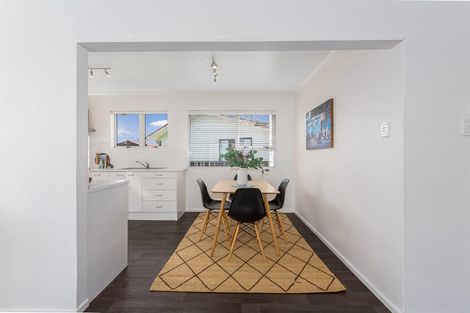 Photo of property in 3 Toporoa View, Ascot Park, Porirua, 5024