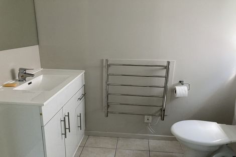 Photo of property in 21 Mona Vale, West Harbour, Auckland, 0618