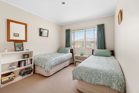 Photo of property in 69 Guildford Drive, Paraparaumu, 5032