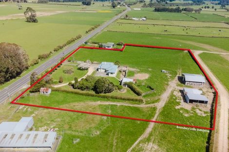 Photo of property in 83172 State Highway 2, Eketahuna, 4993