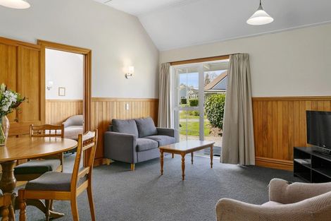 Photo of property in 33/30 Sorrento Drive, Rangatira Park, Taupo, 3330