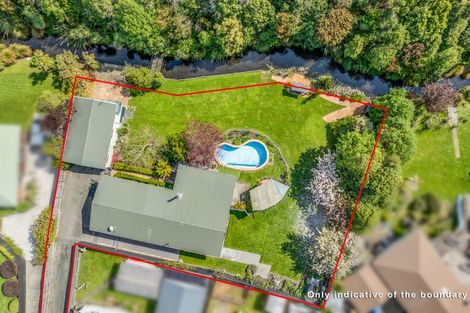 Photo of property in 94 Warren Crescent, Hillmorton, Christchurch, 8025