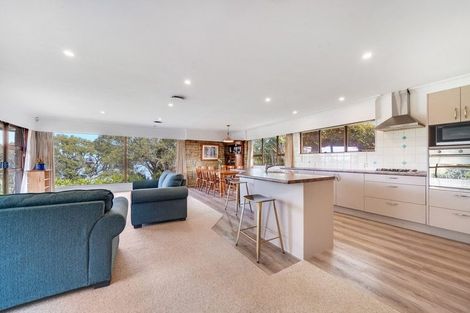 Photo of property in 1 Cliff Lane, Glenbrook, Waiuku, 2681