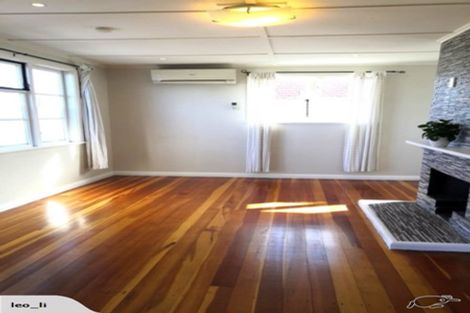 Photo of property in 245 Great North Road, Henderson, Auckland, 0612