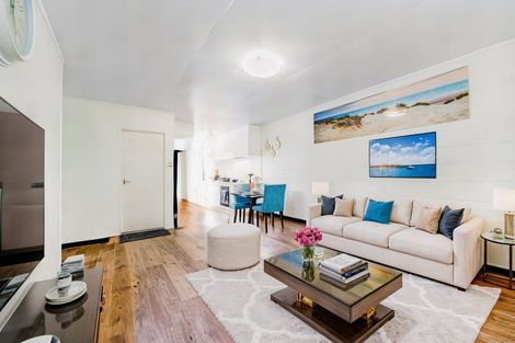 Photo of property in 3/87 Nikau Street, New Lynn, Auckland, 0600