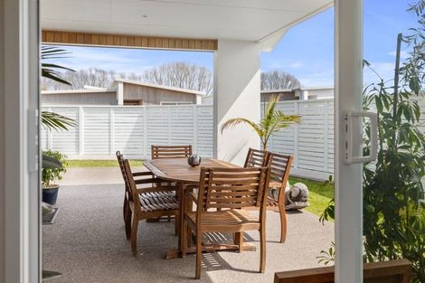 Photo of property in 41 Saint Pauls Drive, Brookfield, Tauranga, 3110