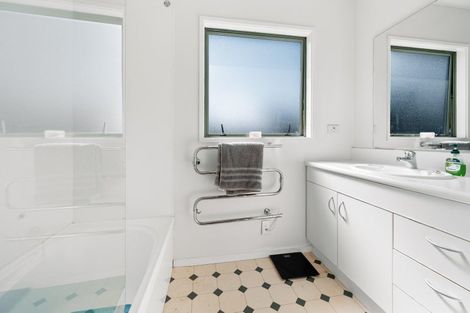 Photo of property in 3 Waenga Drive, Cromwell, 9310