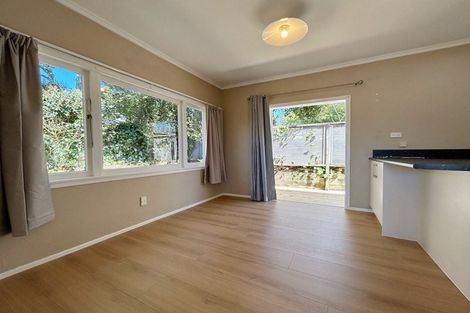 Photo of property in 121 Stredwick Drive, Torbay, Auckland, 0630