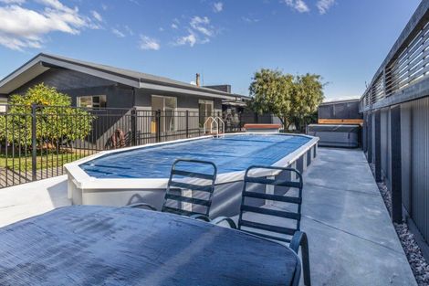 Photo of property in 576 Lowe Street, Camberley, Hastings, 4120