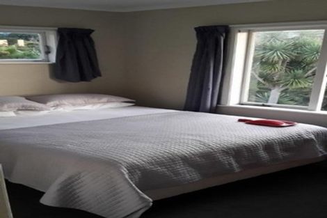 Photo of property in 22 Willow Avenue, Birkenhead, Auckland, 0626