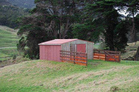 Photo of property in 278 Mountain Road, Maungaturoto, 0587