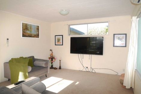 Photo of property in 33 Tui Road, Raumati Beach, Paraparaumu, 5032