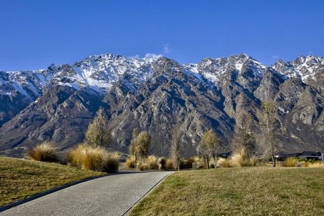 Photo of property in 9 Cunninghams Drive, Jacks Point, Queenstown, 9371