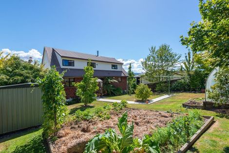Photo of property in 74 Kinmont Crescent, Kinmont Park, Mosgiel, 9024