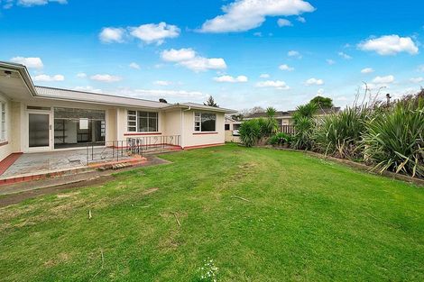 Photo of property in 25 Fantham Street, Hawera, 4610