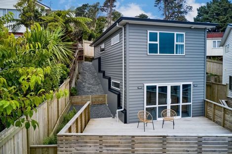 Photo of property in 7/20 Glanmire Road, Newlands, Wellington, 6037