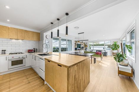 Photo of property in 6 Esmeralda Avenue, Avondale, Auckland, 1026