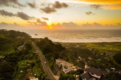 Photo of property in 107 Oaia Road, Muriwai, Waimauku, 0881