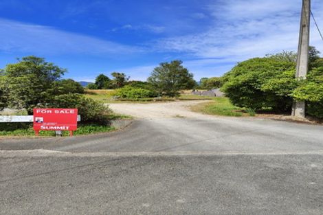 Photo of property in 10 Cromwell Street, Murchison, 7007