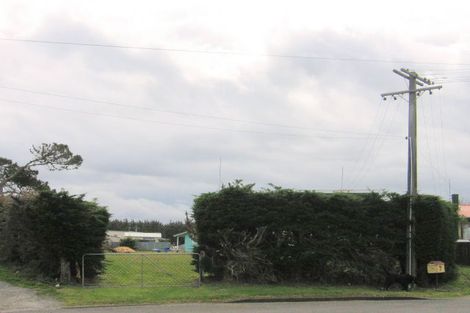 Photo of property in 6 Kent Terrace, Foxton Beach, Foxton, 4815