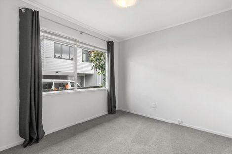 Photo of property in 1/322 Royal Road, Massey, Auckland, 0614