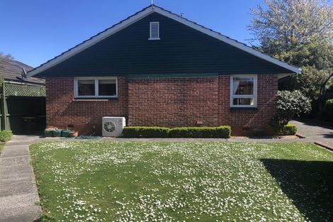 Photo of property in 12 Barlow Street, Ilam, Christchurch, 8041