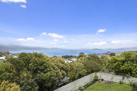 Photo of property in 248 Dowse Drive, Maungaraki, Lower Hutt, 5010