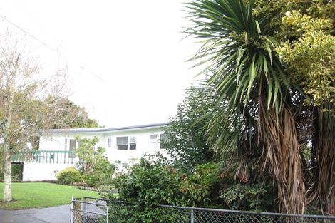 Photo of property in 55 Uxbridge Road, Mellons Bay, Auckland, 2014