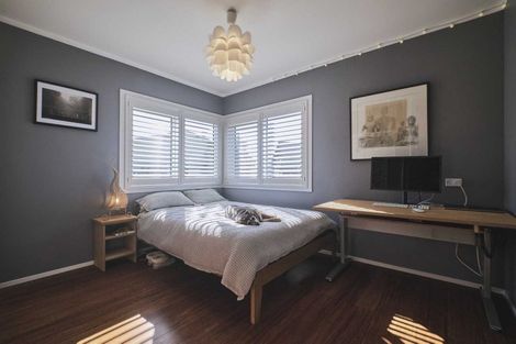 Photo of property in 2/7 Jasmine Grove, Maungaraki, Lower Hutt, 5010