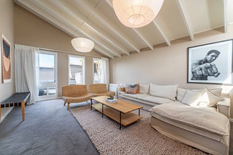 Photo of property in 82 Douglas Street, Highfield, Timaru, 7910