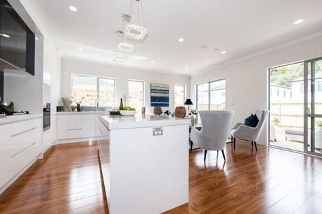 Photo of property in 20 Drumbuoy Drive, Flat Bush, Auckland, 2019