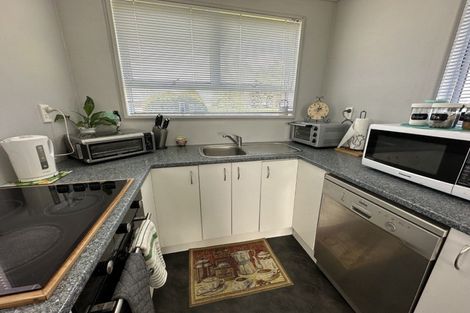 Photo of property in 66 Conway Road, Eltham, 4322