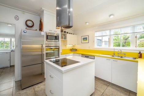 Photo of property in 17 Jellicoe Street, Greytown, 5712