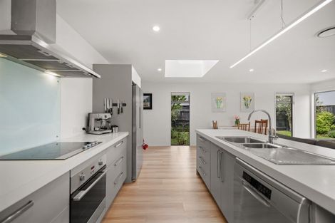 Photo of property in 5a Cone Peak Close, Lake Hayes, Queenstown, 9304