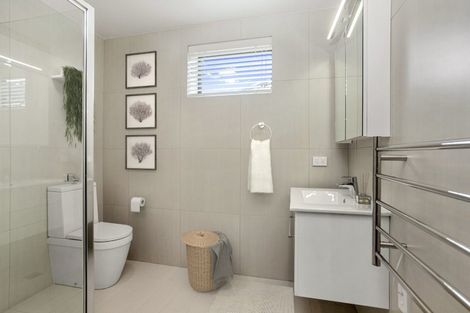 Photo of property in 204/2 Torino Street, Point England, Auckland, 1072