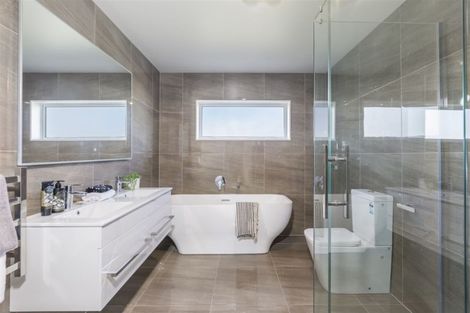 Photo of property in 47 Windlass Street, Long Bay, Auckland, 0630