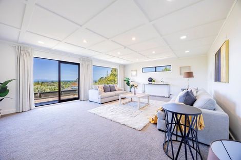 Photo of property in 73 Braemar Road, Castor Bay, Auckland, 0620