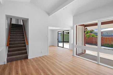 Photo of property in 66 Greendale Avenue, Avonhead, Christchurch, 8042